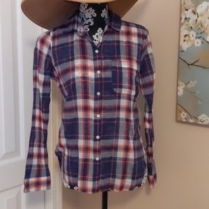 Old Navy Classic Plaid Shirt Small